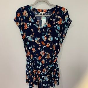 Le Lis Maternity Blouse STITCH FIX navy floral flowy tunic tie front